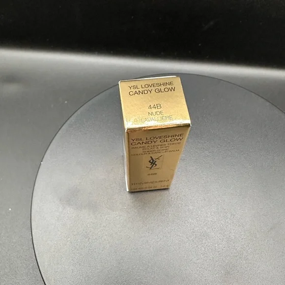 NIB Yves Saint Laurent Loveshine Candy Glow Lip Balm - shade 44b nude - Picture 4 of 5